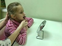 на приеме у детского логопеда